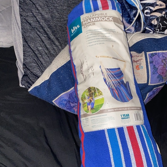 Hammock for sale it’s new never used - Picture 2 of 2